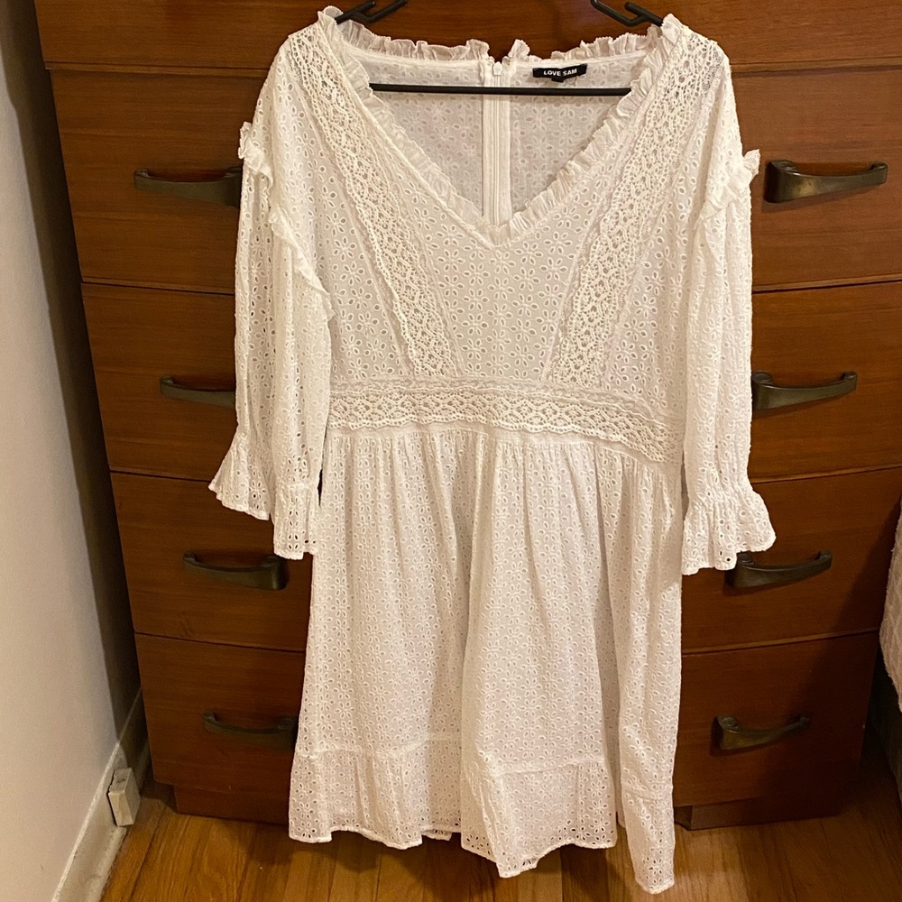 White Eyelet, Flowy Sleeve, Knee-Length Dress